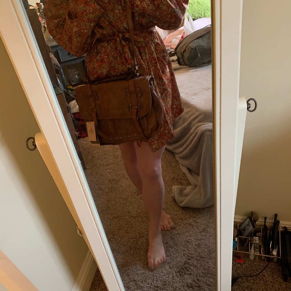 Patricia Nash messenger purse